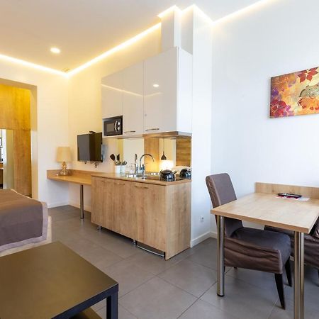 Downtown River Apartments Тбілісі Екстер'єр фото